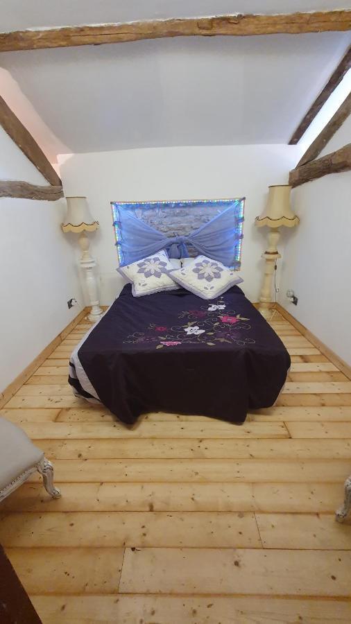 La Peau Bed & Breakfast Mairé-l'Eveseault Екстериор снимка